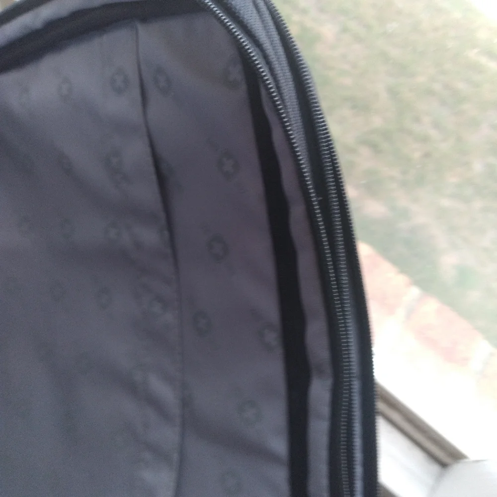 SwissGear Black Laptop Bag 18